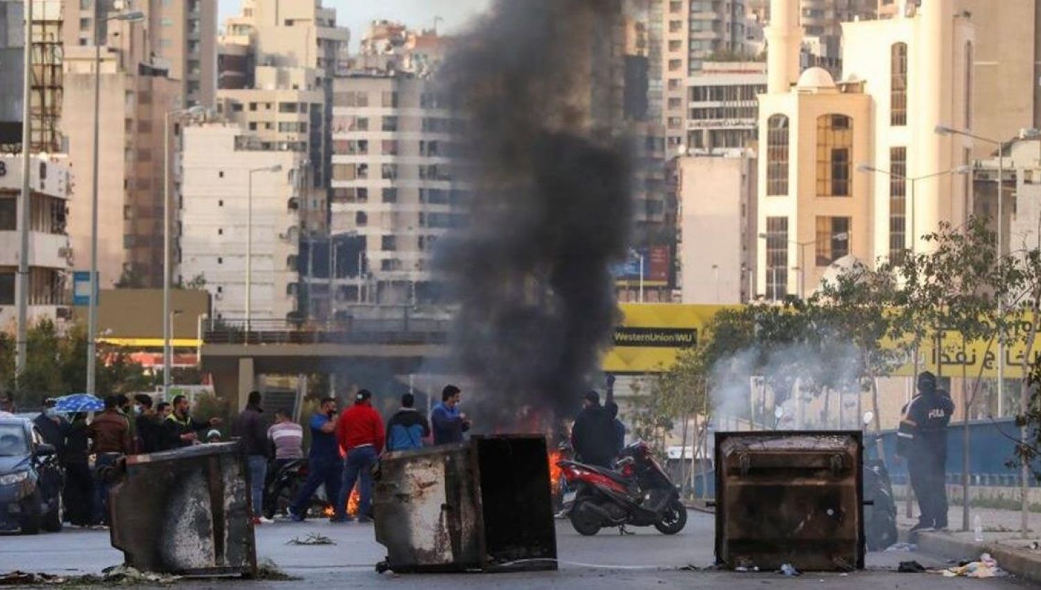 أميركا تنشر الفوضى الخلاقة في لبنان وفق عقيدة الصدمة