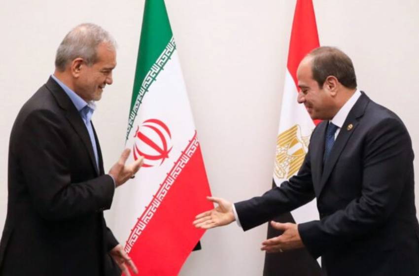 هل يذوب جليد العلاقات المصرية الإيرانية؟